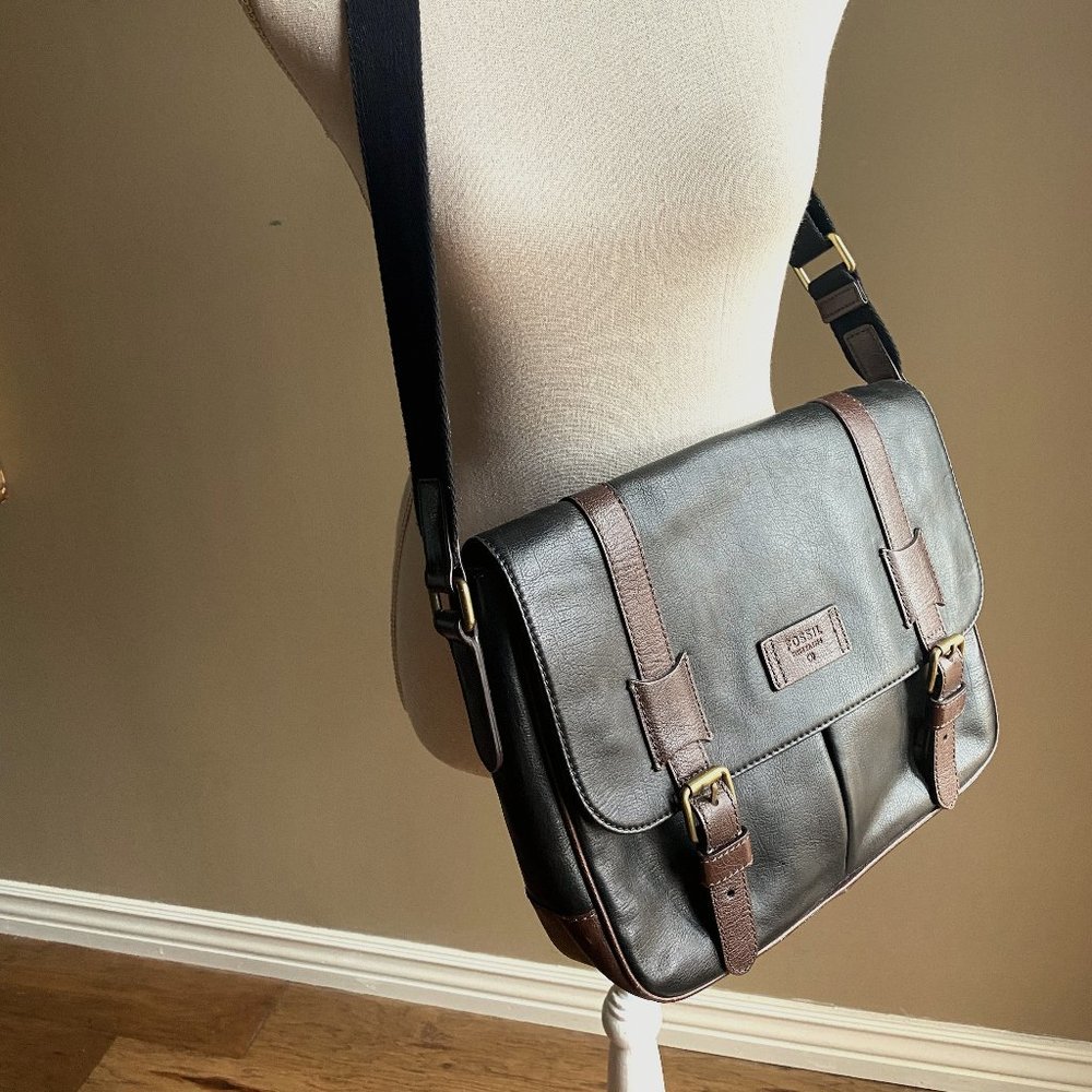 Fossil Across Chest Messenger Bag